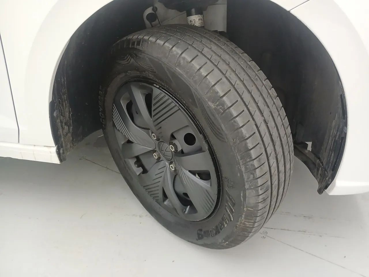 Volkswagen Polo Track 1.0 Flex 12V 5p, foto 13 de 18