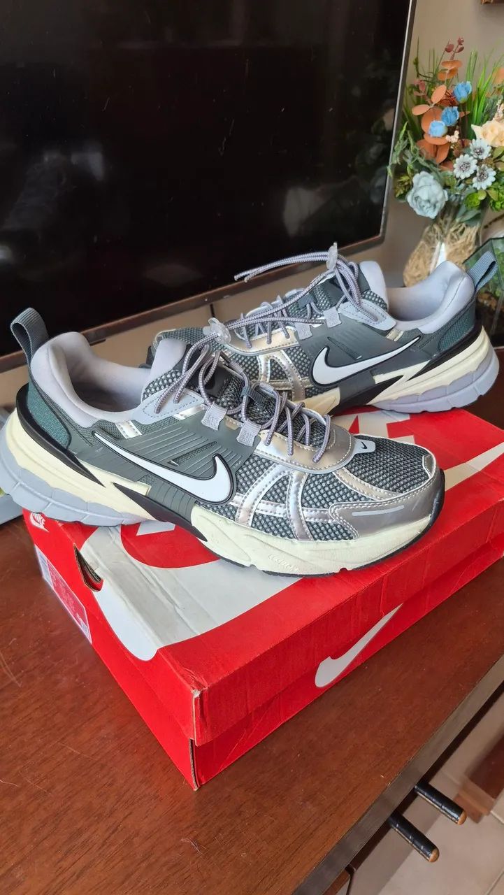Nike V2k Run vintage Green  - Foto 2