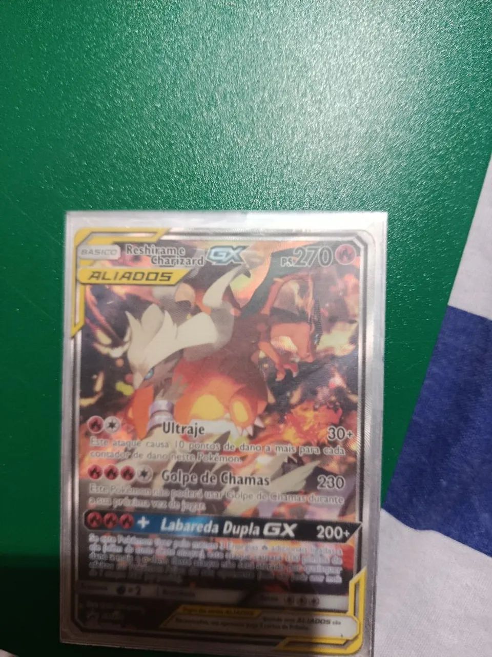Pokémon tcg reshiram e Charizard sm201