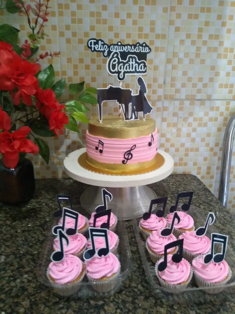 Bolos personalizados  - Foto 2