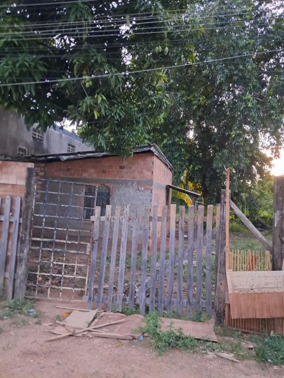 VENDE-SE UM TERRENO PERTO DA AV. ATAIDE TEIVE - Foto 2