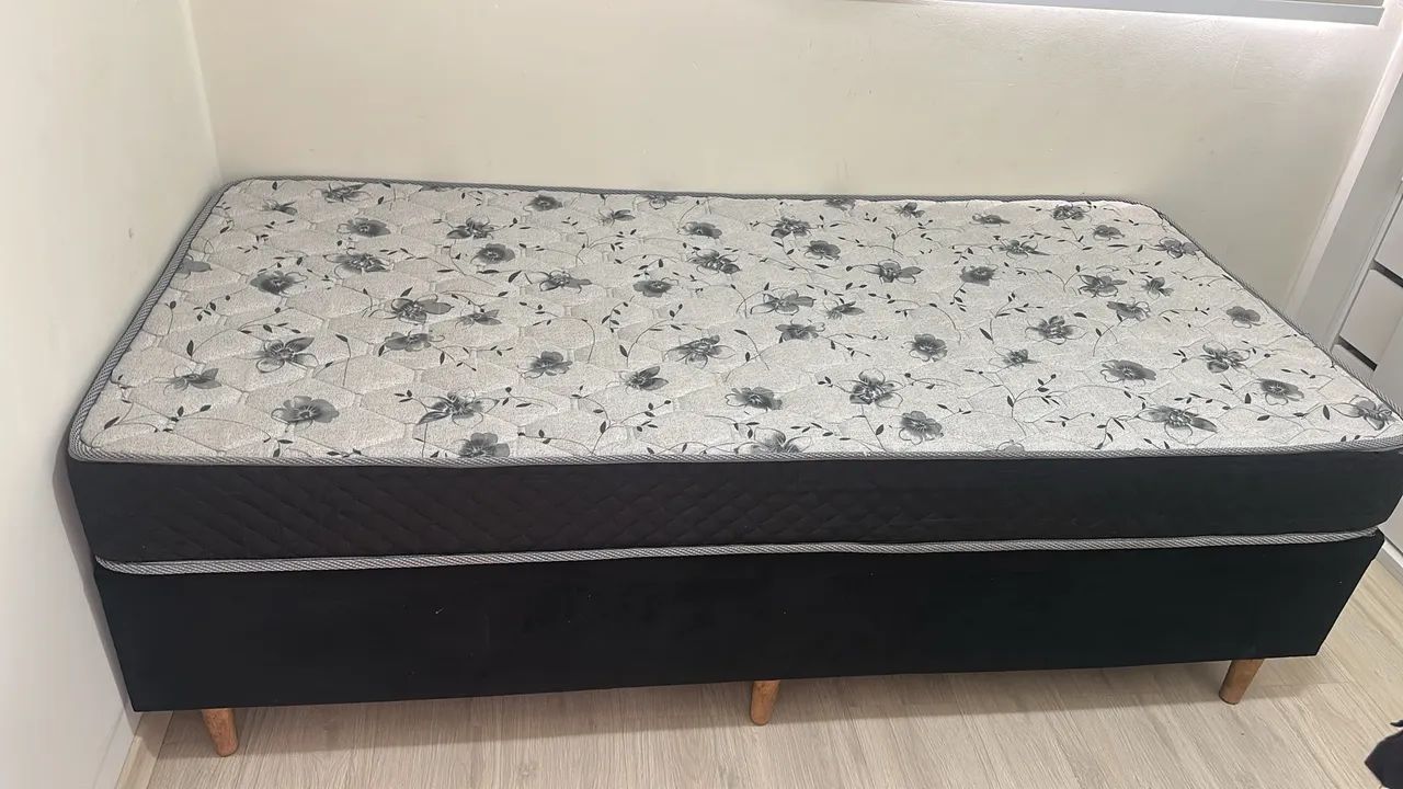 Vendo cama king e cama solteiro seminova ótimo estado - Foto 3