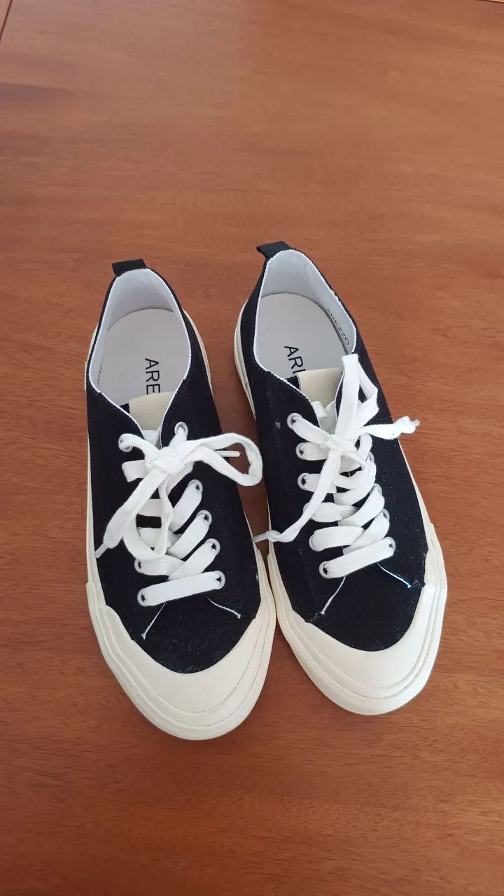 Tênis casual Arezzo 