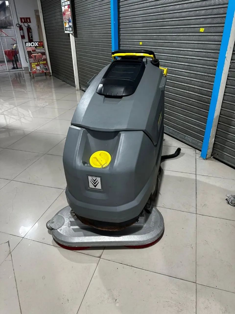 Lavadora e secadora de piso industrial 