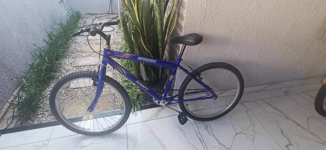 Estou vendendo a minha bicicleta 