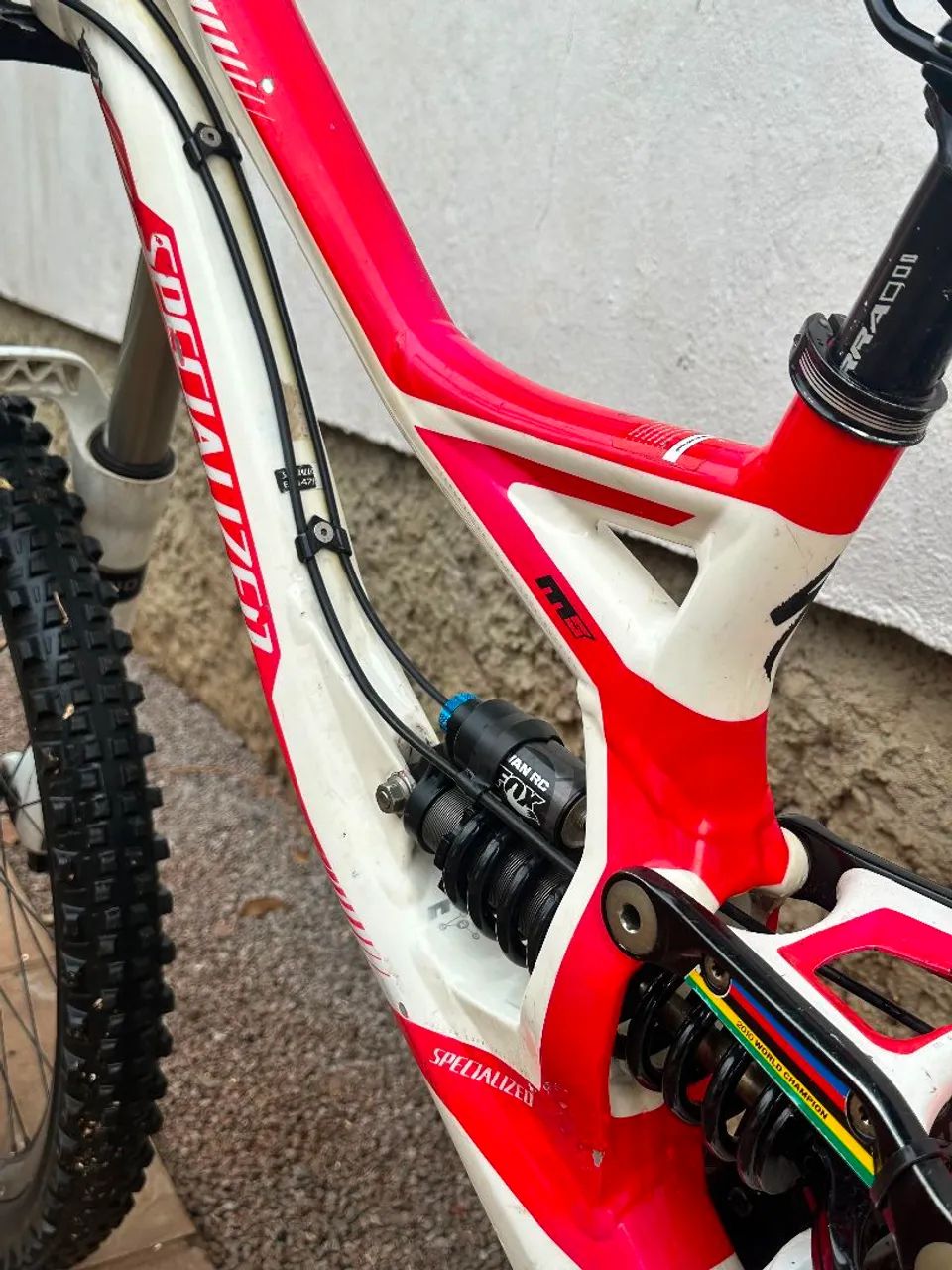 ?SPECIALIZED DEMO 8 WORLD CHAMPION ? - Foto 3