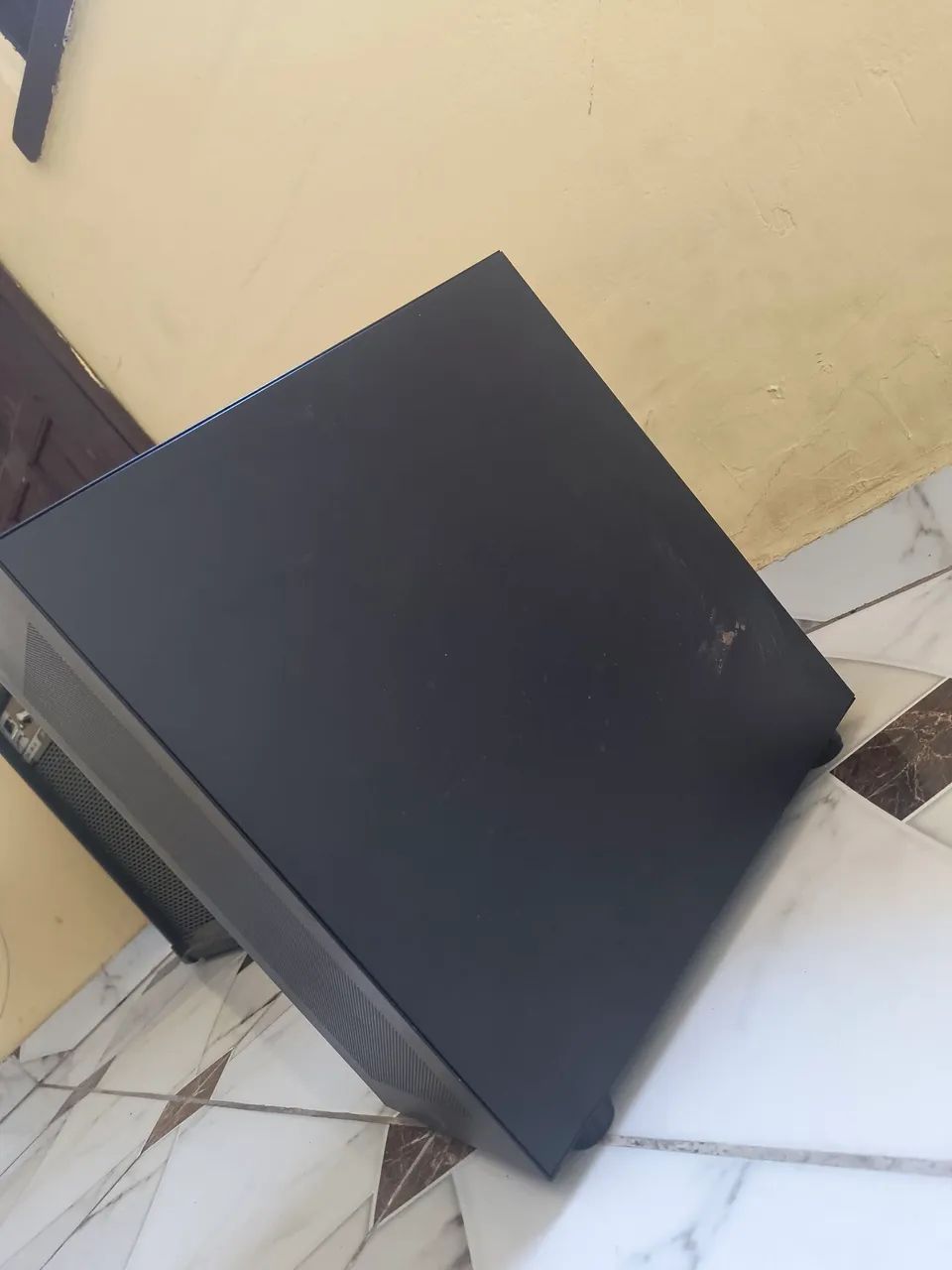 Apenas o Gabinete Vazio  - Foto 3