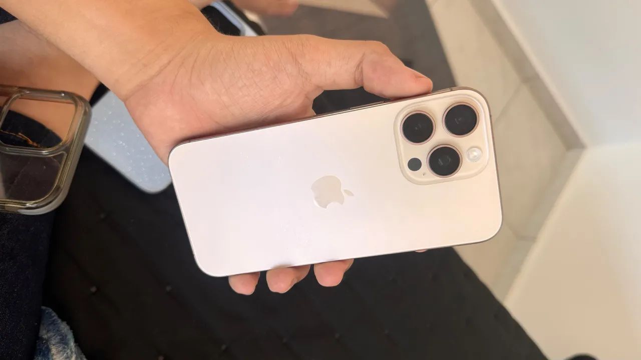 IPHONE 16 pro max