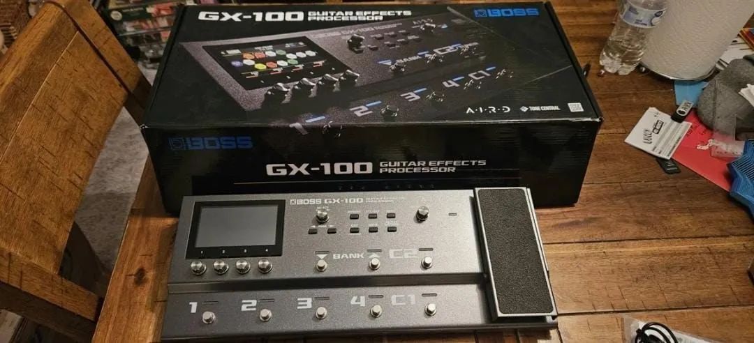 Boss GX-100 + ADAPTADOR BLUETOOTH