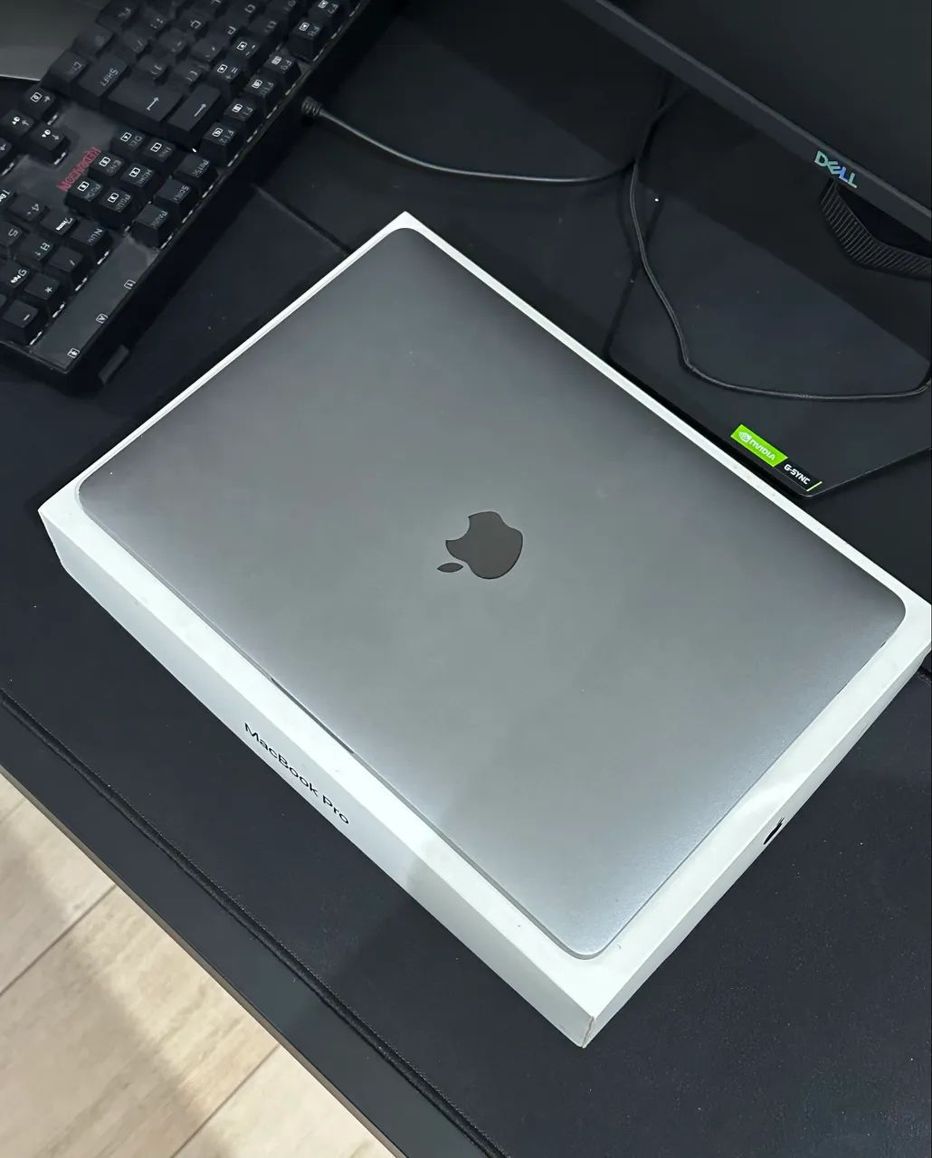 Macbook Pro 13 2017 i5 8GB SSD 256GB - Foto 2