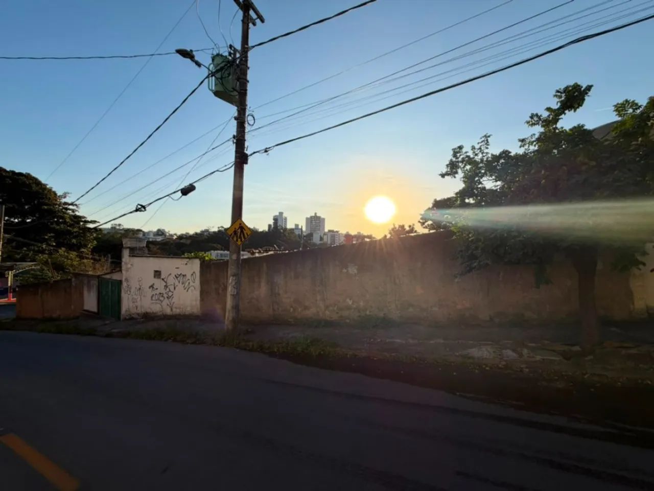 Lote / Terreno com 4 quartos à venda em Belo Horizonte