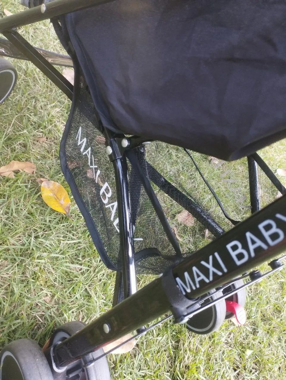 Vende-se carrinho de bebe novo - Foto 4