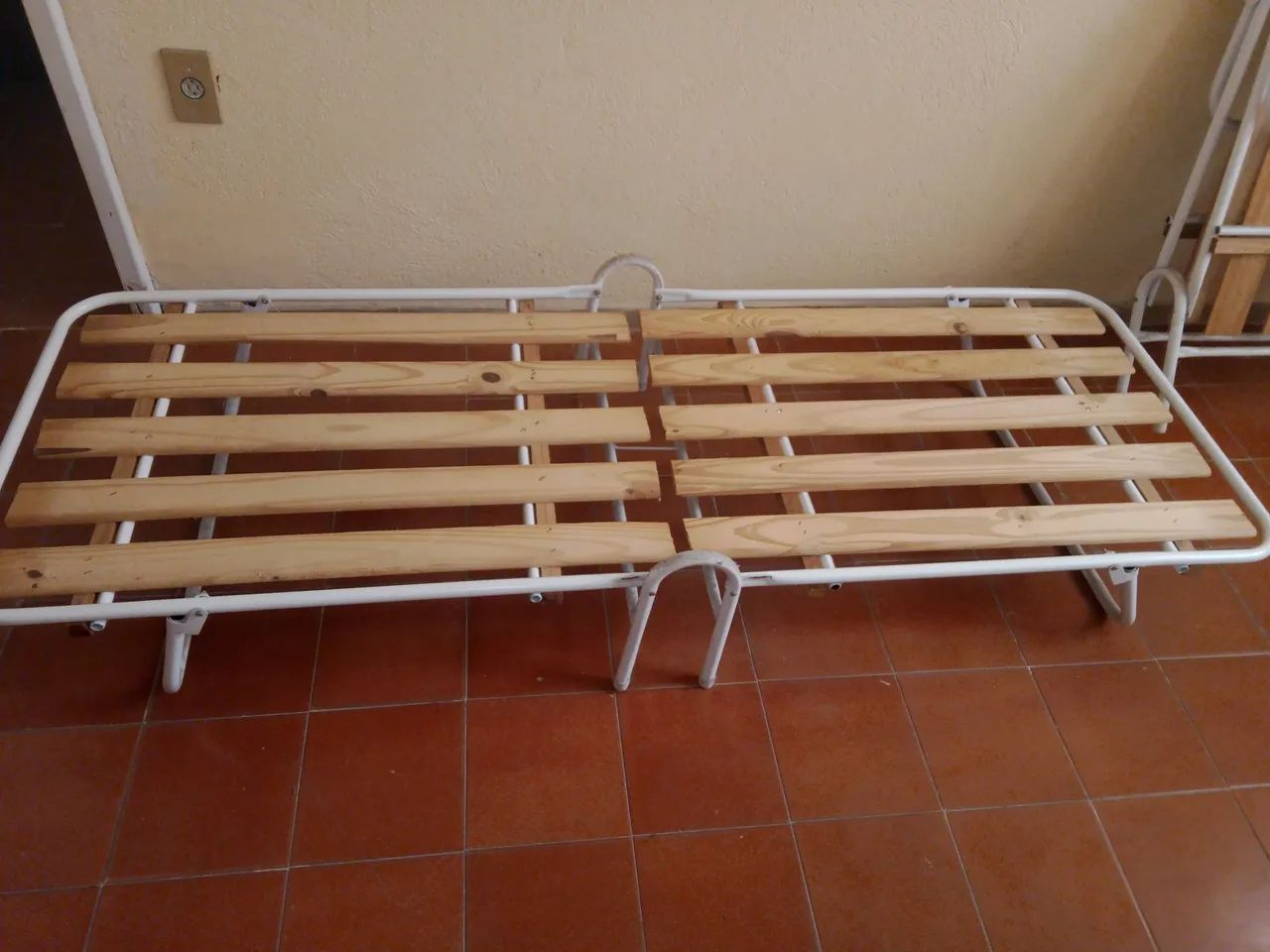 Cama de ferro solteiro de dobrar 