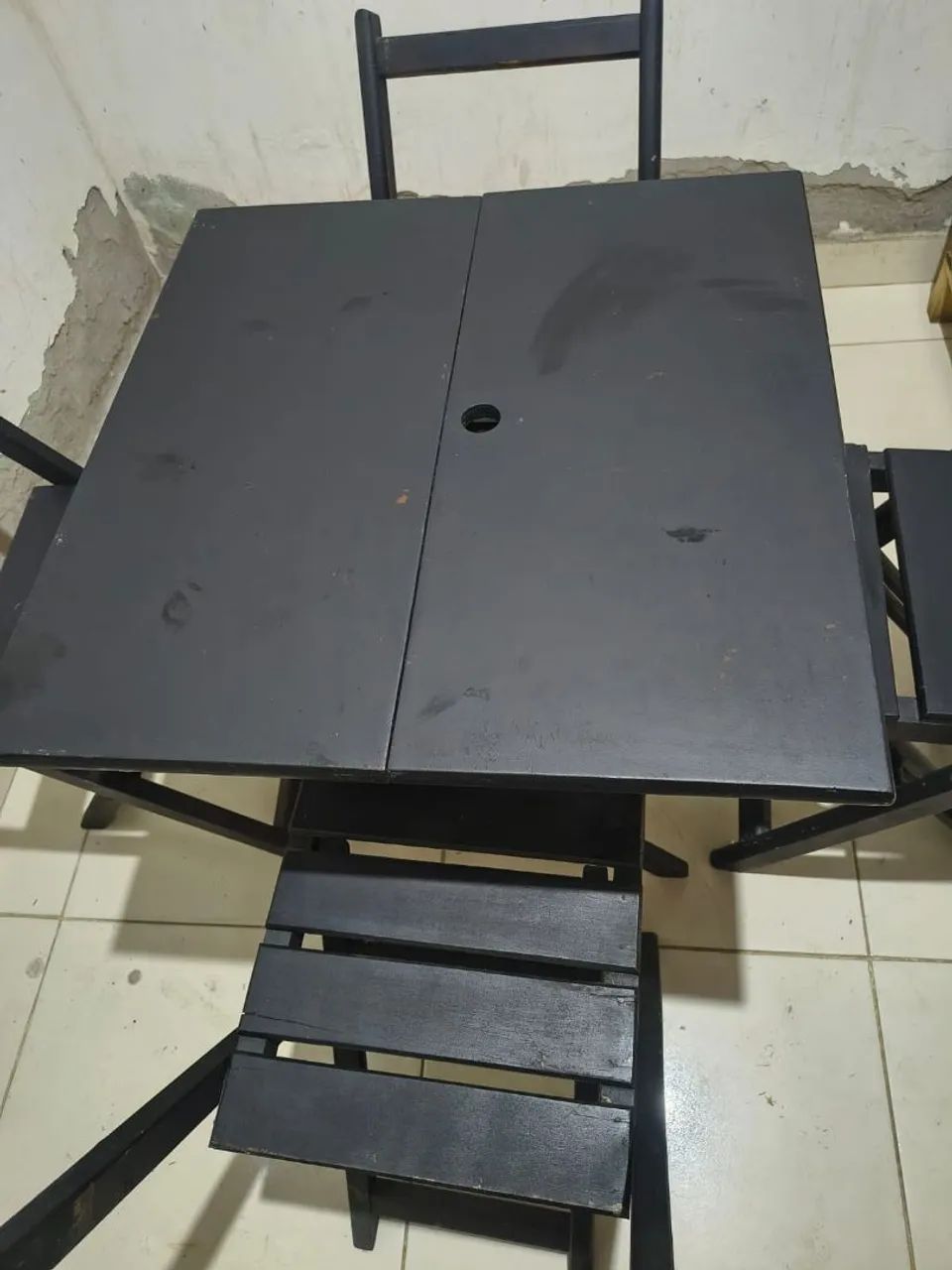 Jogo de mesa com 4 cadeiras  - Foto 2