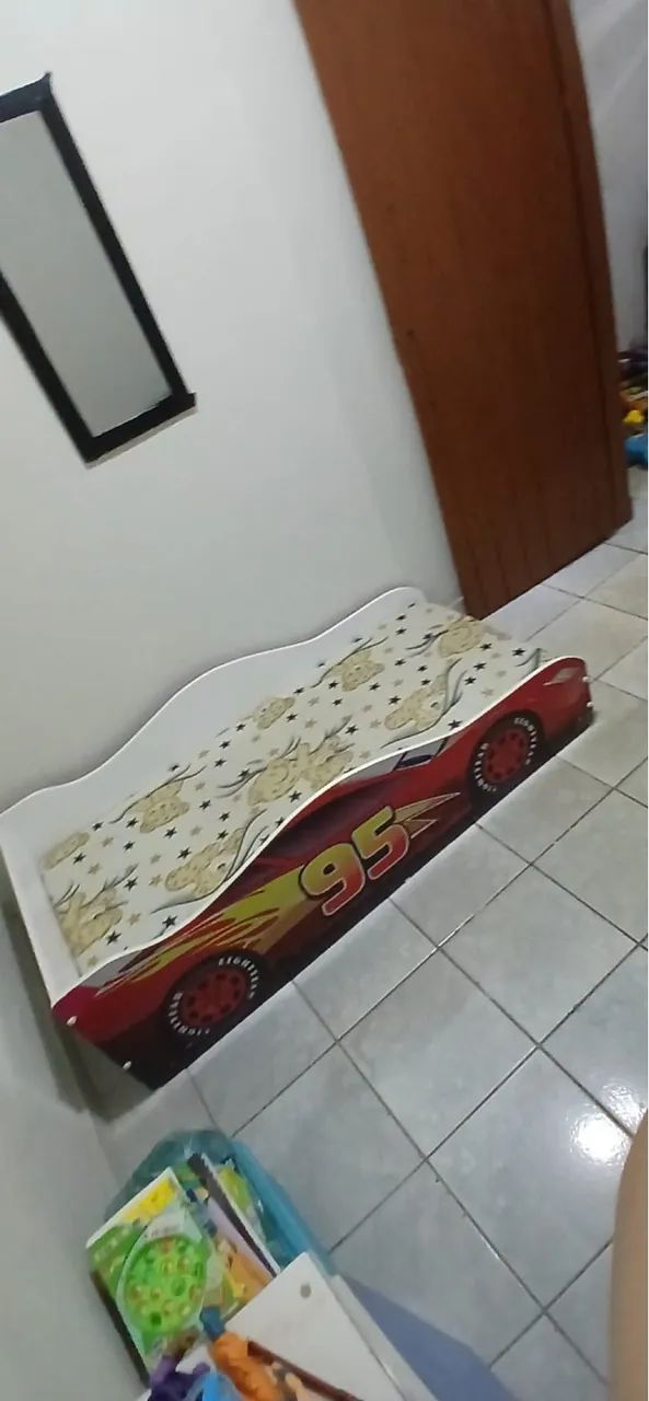 Cama relâmpago mcqueen