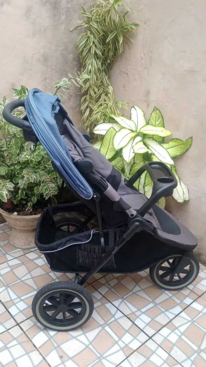 Carrinho de bebê original evenFlor 