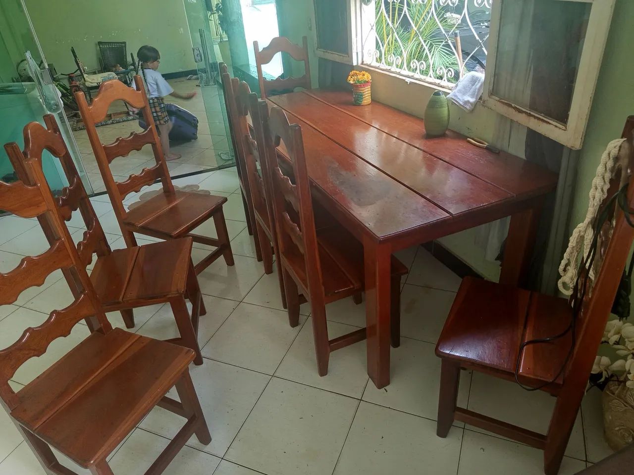 Vendo Mesa de Madeira Trabalhada  - Foto 2