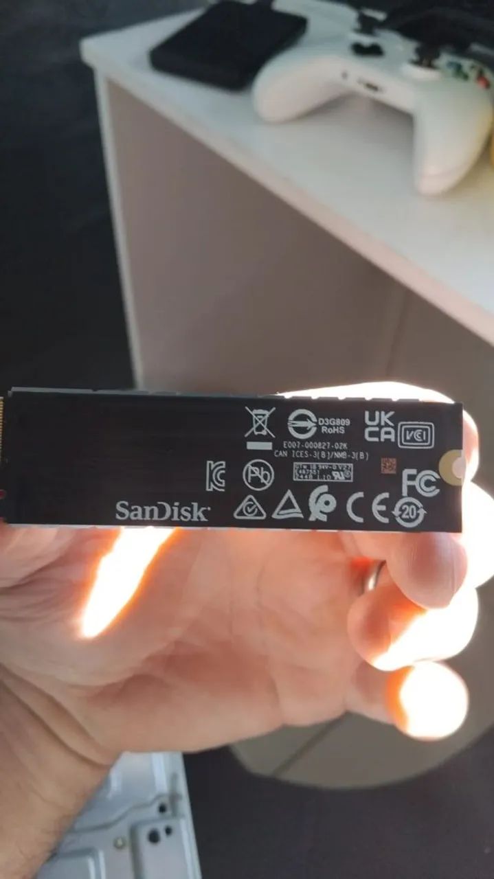 SSD 1TB SANDISK (Aceito Cartão)