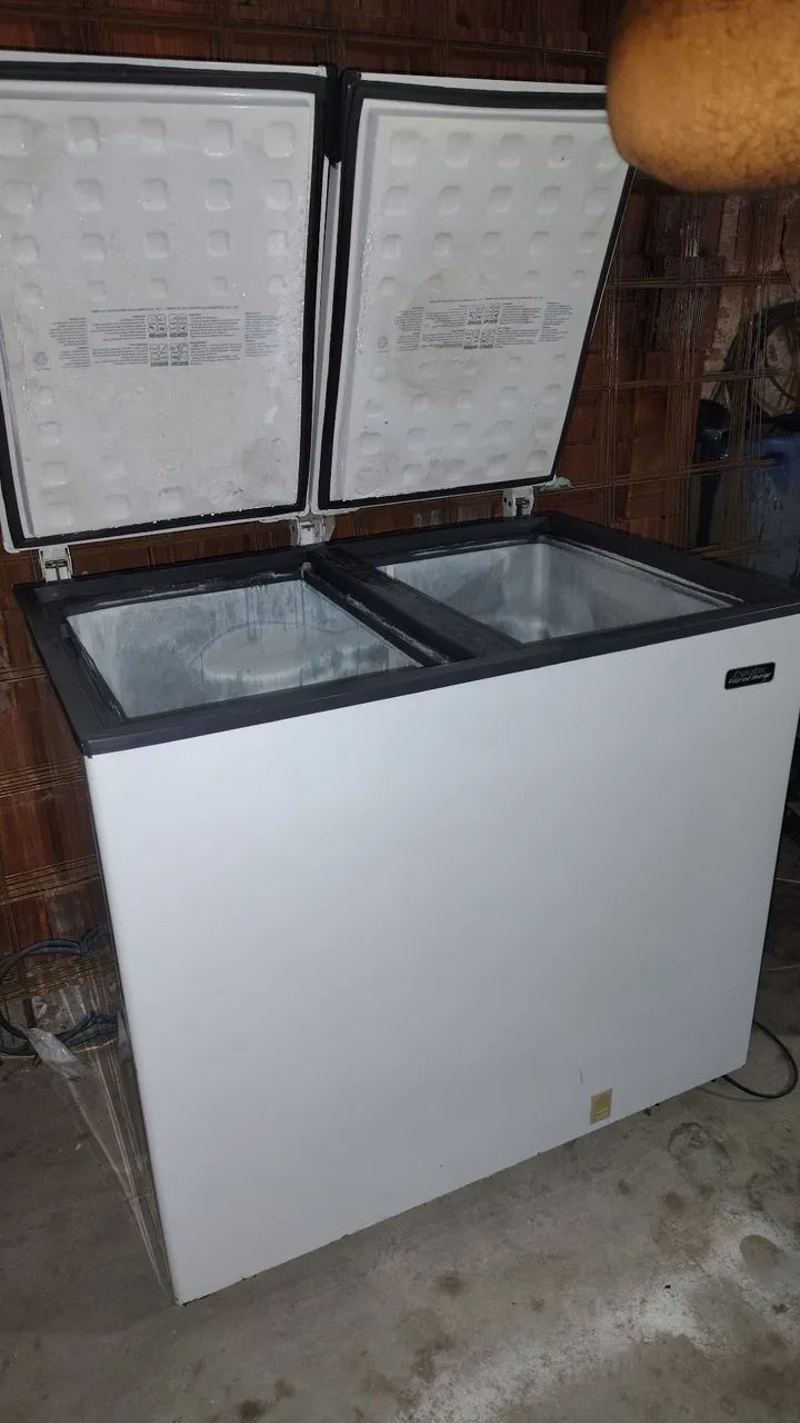 Vende se uma freezer Esmaltec de duas portas  - Foto 3