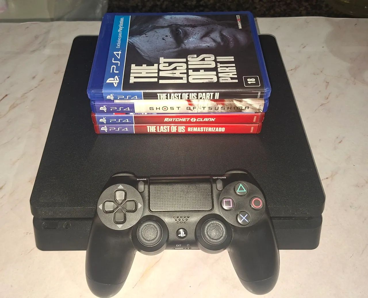 PS4 SLIM 