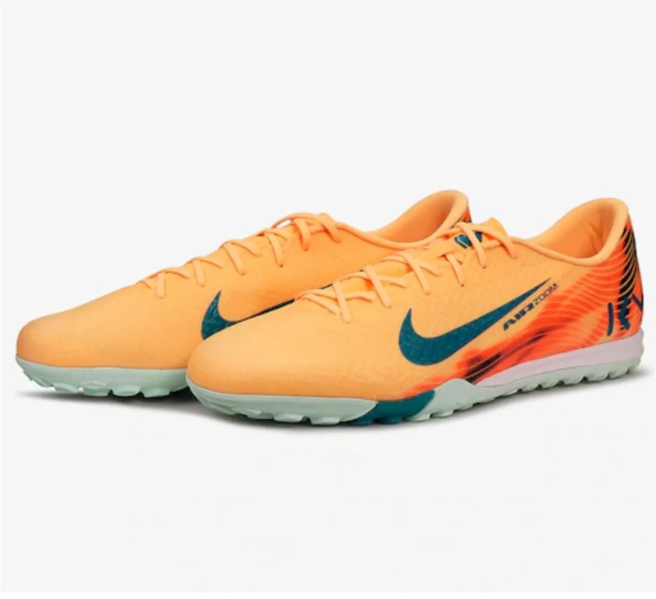 Vendo chuteira da Nike original, usada apenas uma vez, toda conservada  - Foto 3