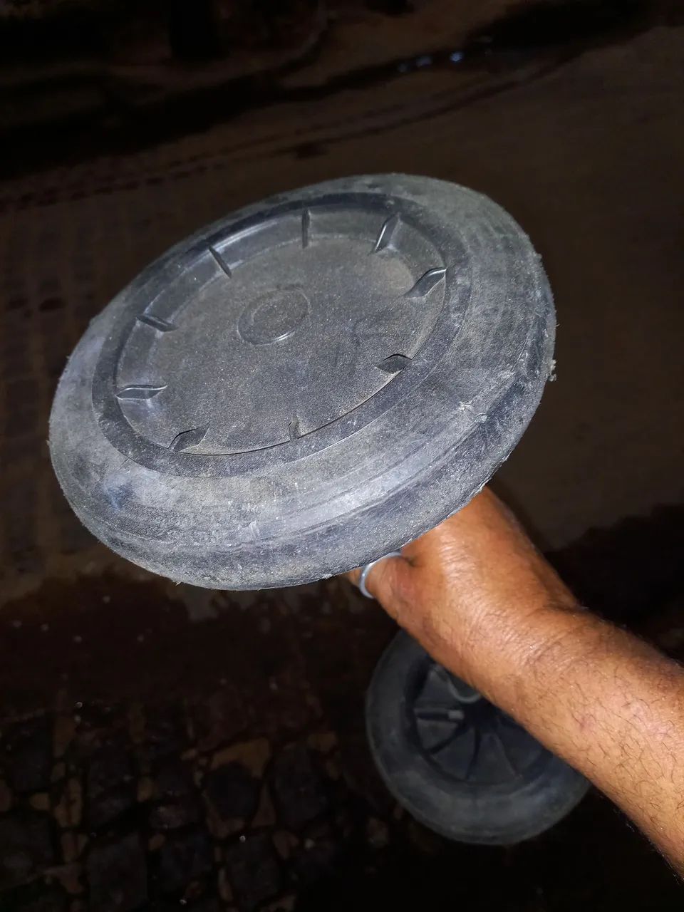 Rodas com eixo p/ carrinho de carga. - Foto 4