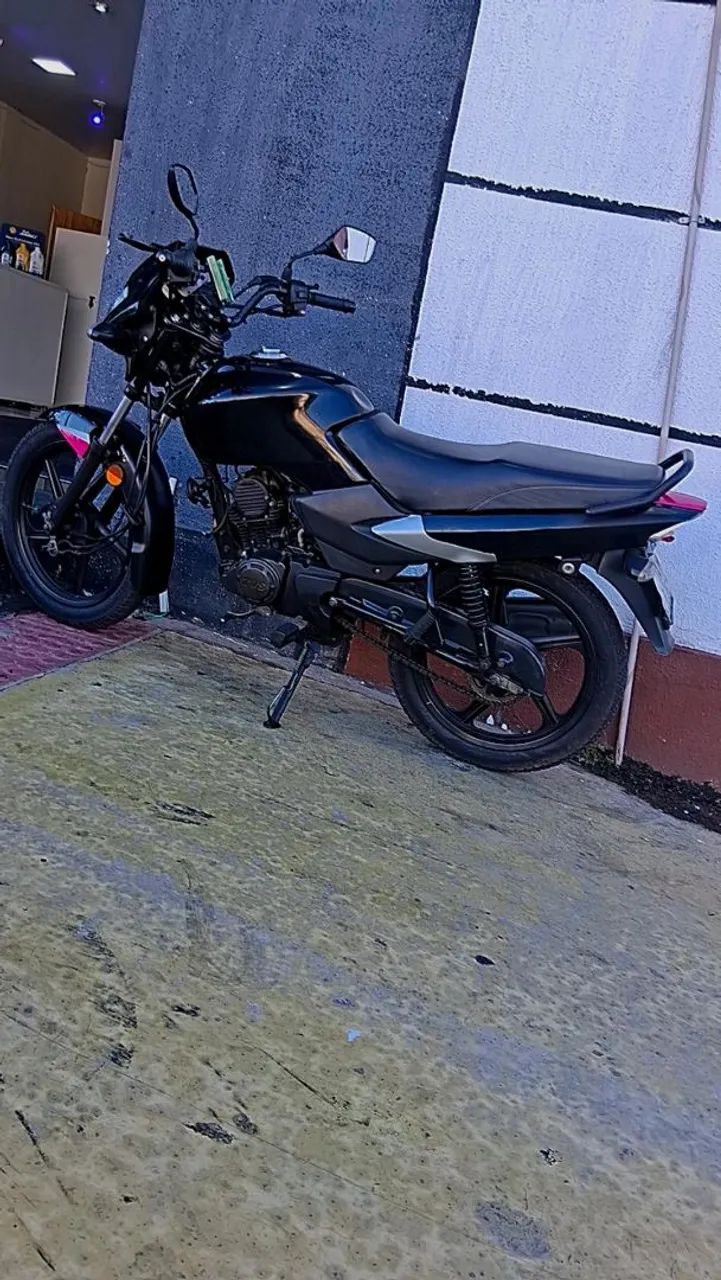 Moto bastante conservada 2025 - Foto 4