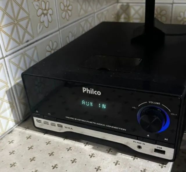 Micro System Philco PH675 iDock Connection