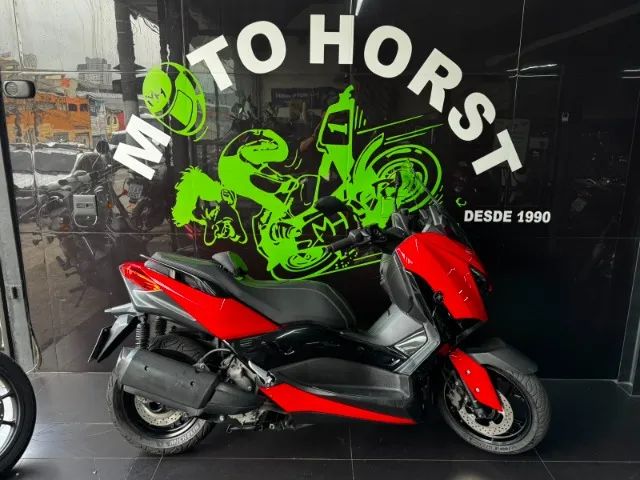Yamaha Xmax 2023