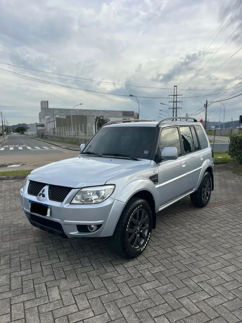 Mitsubishi Pajero Pajero TR4 2.0/ 2.0 Flex 16V 4x4 Aut. 2010