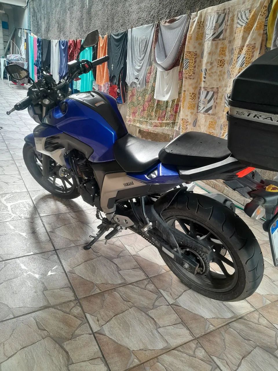 Fz25  - Foto 2