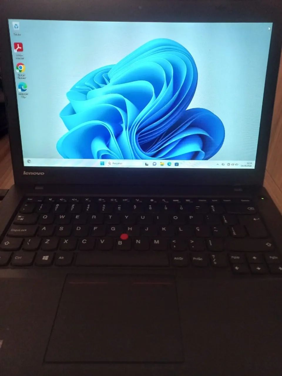 Notebook Lenovo Intel Core i5-4300U - 4GB RAM - 128GB-SSD 