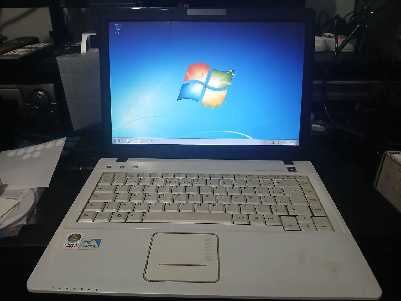 Notebook Positivo Premium - Foto 2