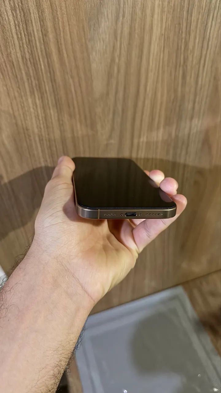 iPhone 16 Pro Max 256GB Titânio Deserto - Excelente Estado - Foto 2