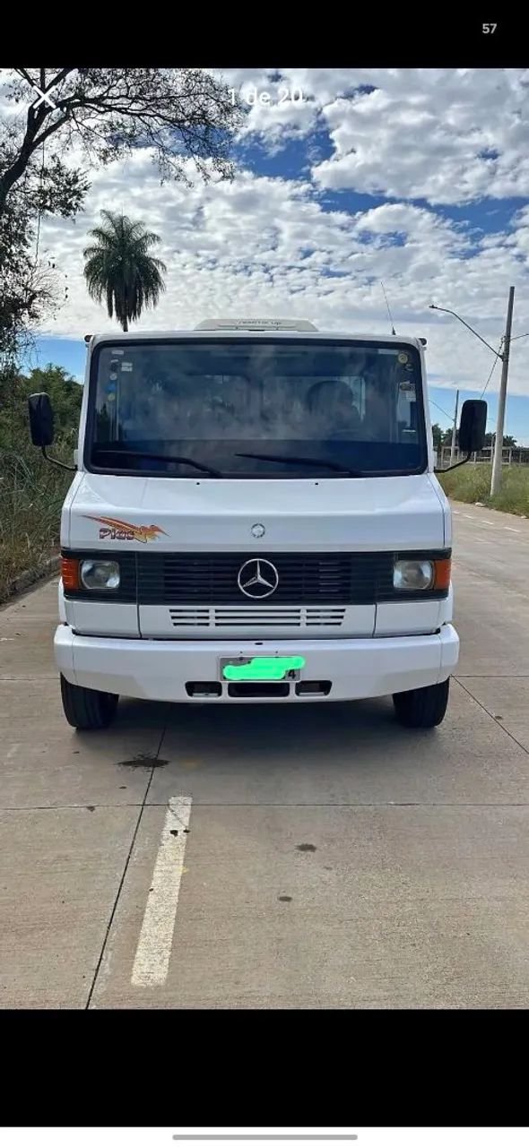 2011 Mercedes-Benz 710 Plus