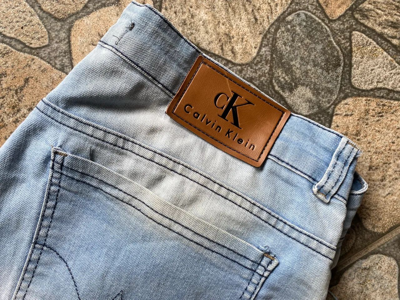 Bermuda Jeans Calvin Klein - Tam. 48
