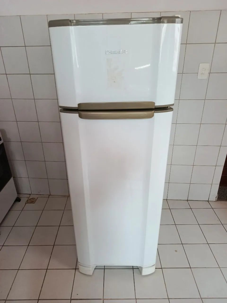 Geladeira Esmaltec degelo (com entrega)