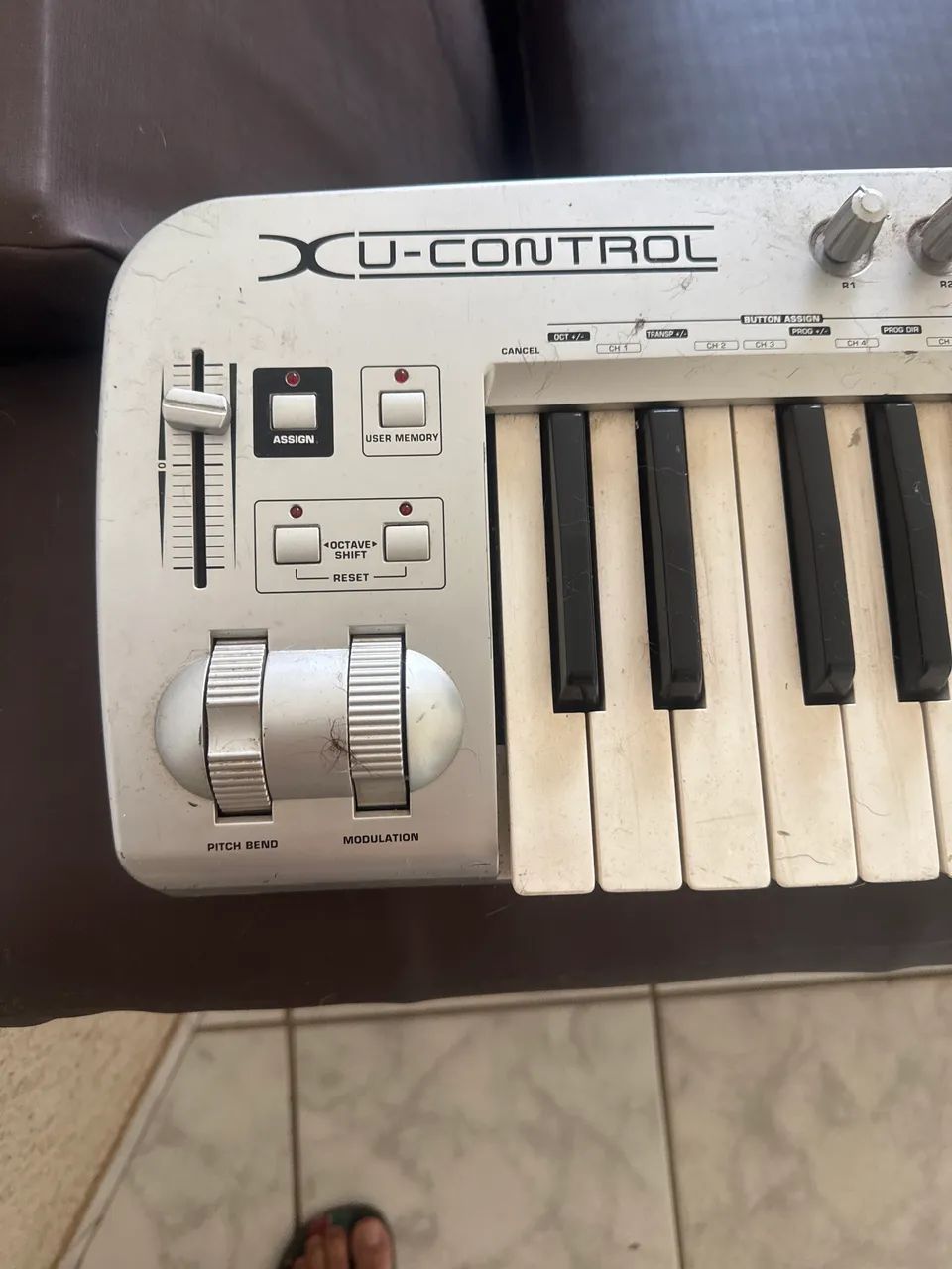 Teclado controlador behringer - Foto 2