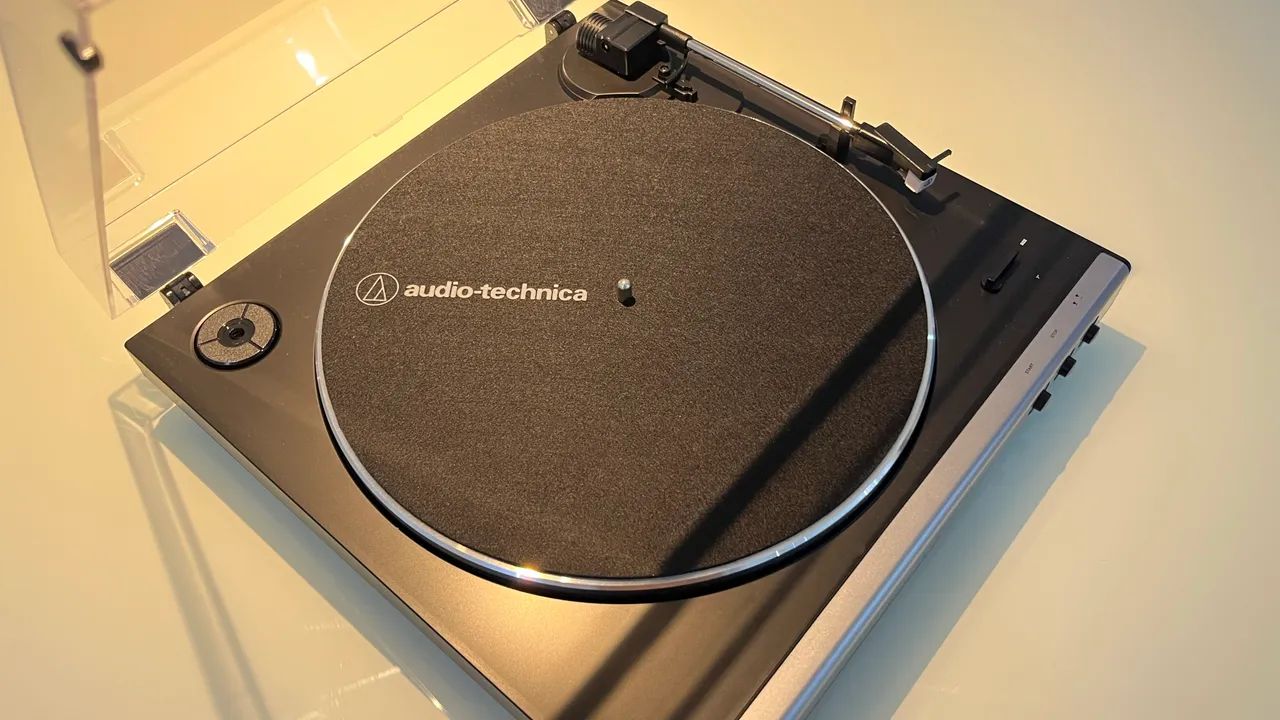 Toca Discos Audio-Technica AT-LP60X - Foto 3