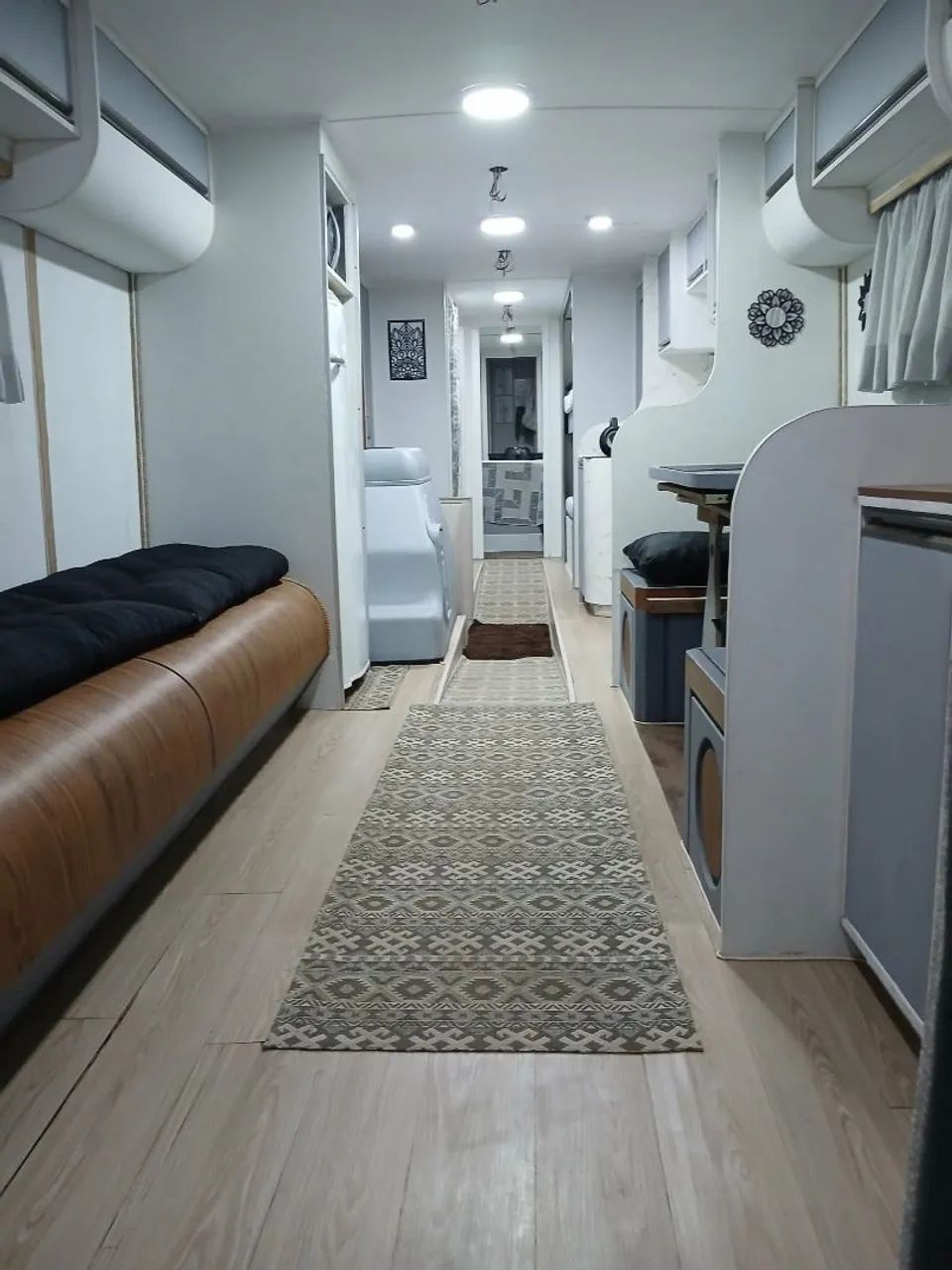 Vende-se MOTORHOME volvo paradiso de um andar - Foto 2