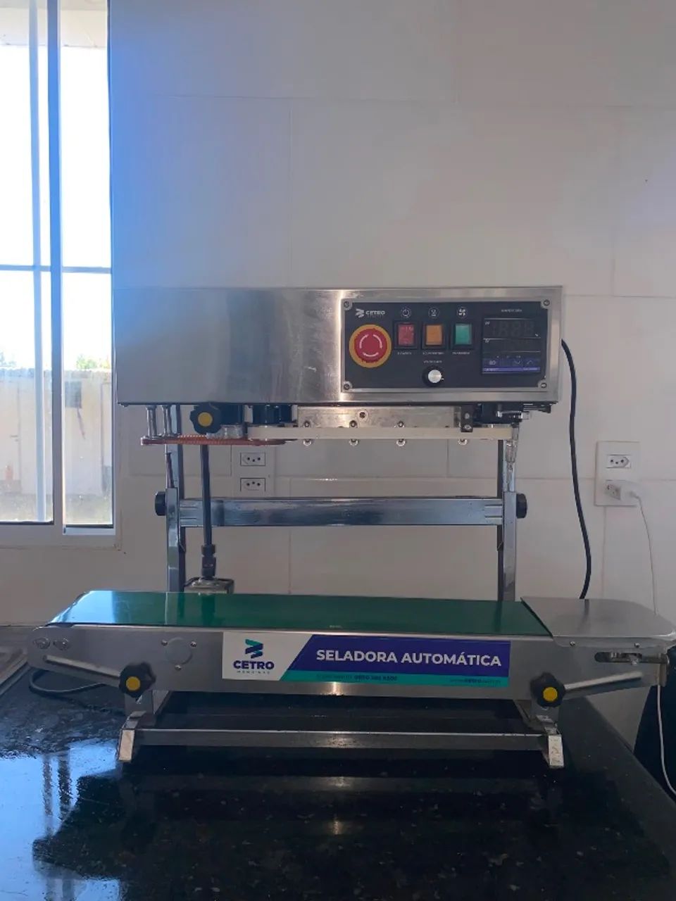 Seladora automática continua CASM900 220V CETRO