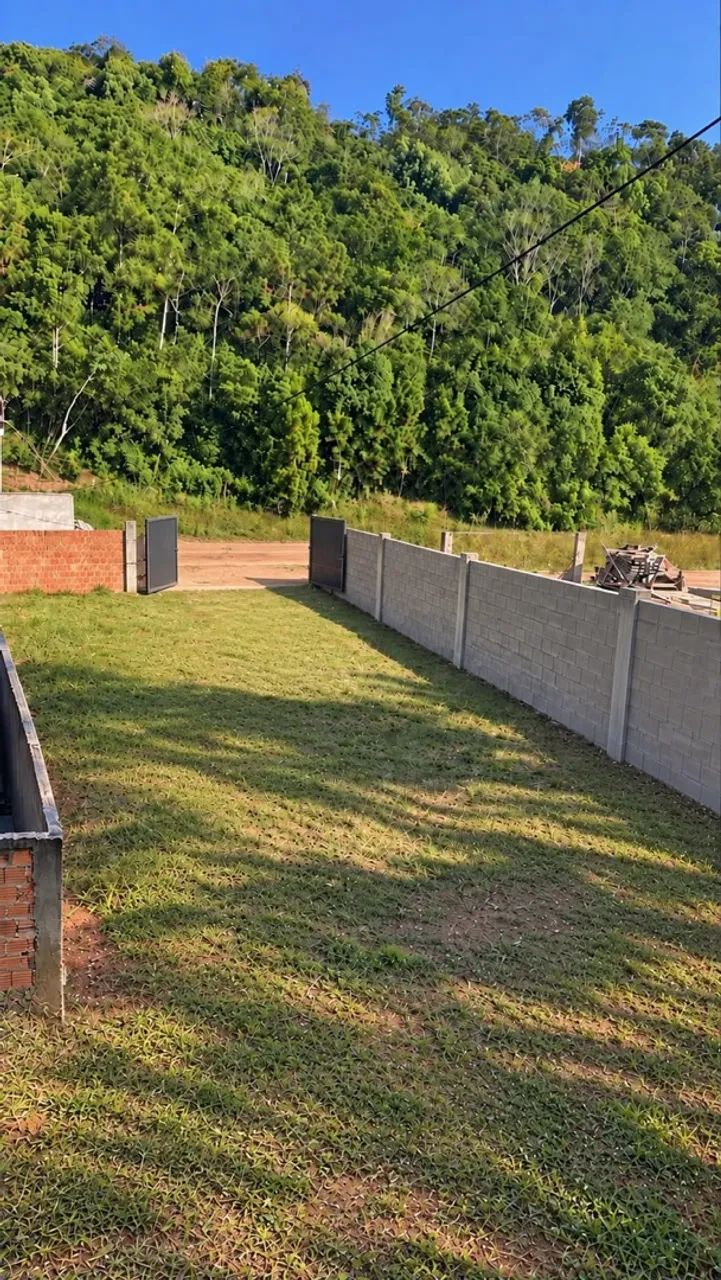 TERRENO 25x10 CAMBORIU 