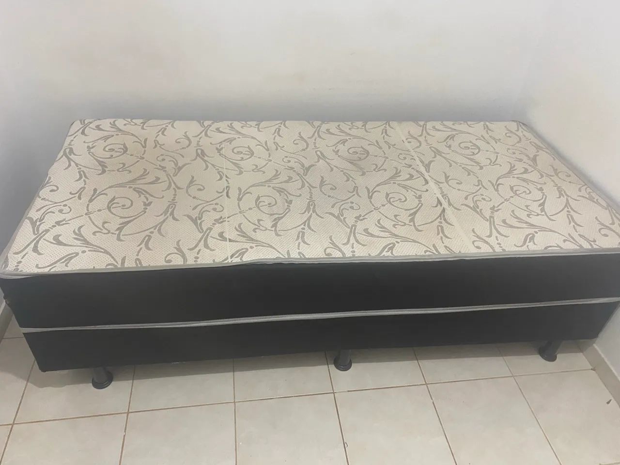 Cama de solteiro 