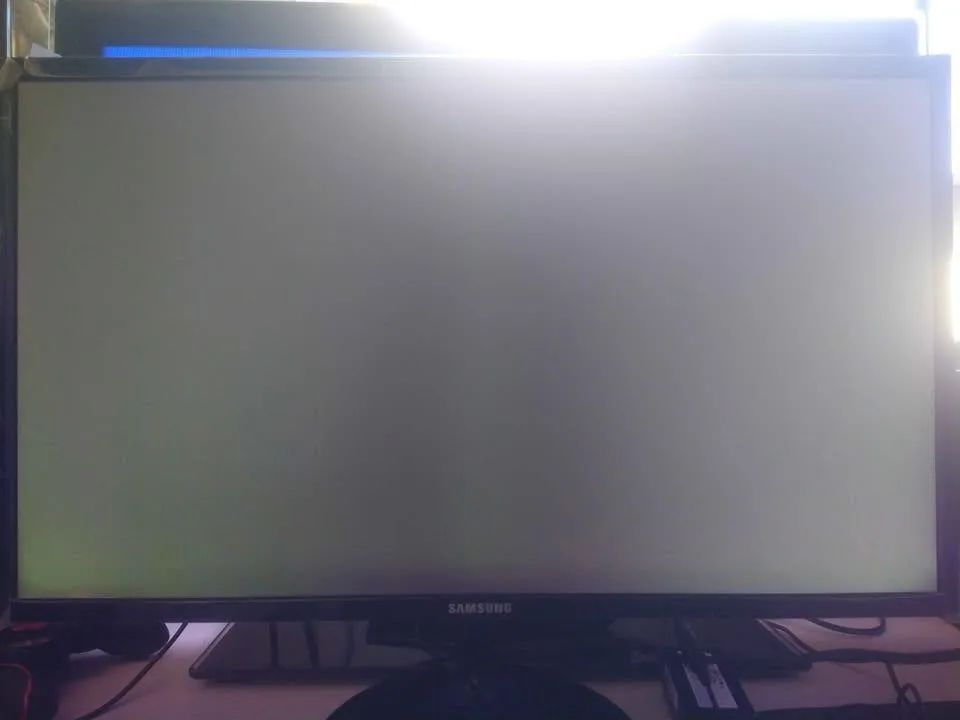 Monitor Samsung 21 pl