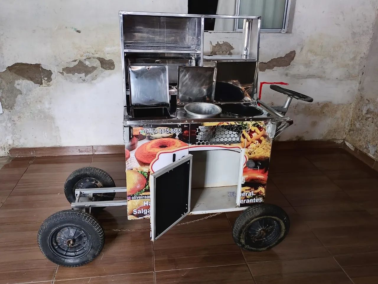 Carrinho de lanches e acarajé 