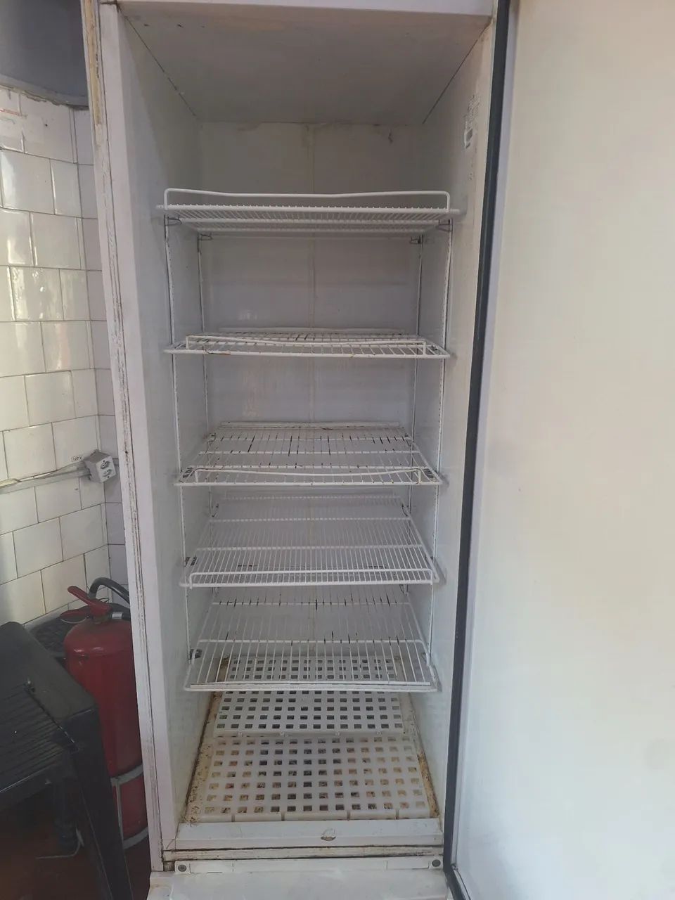 Freezer vertical Fricon 558 Litros - Foto 5