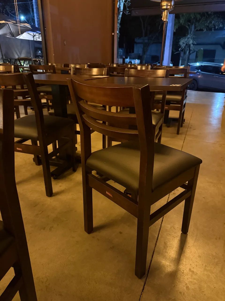 Mesa e Cadeira - Foto 4