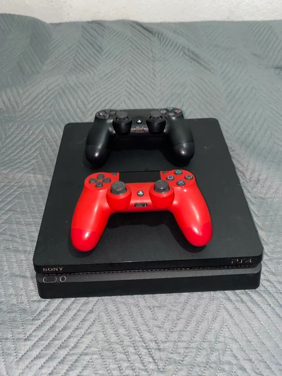 PS4 Slim - 1TB