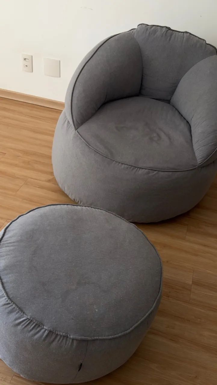 Poltrona com Puff Cinza - Conjunto Confortável e Moderno - Foto 3