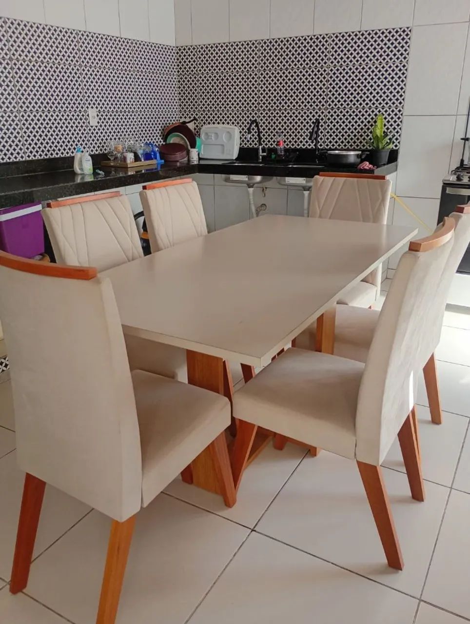 MESA COM 6 CADEIRAS  - Foto 2
